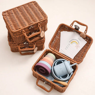 Vintage Style Baby Gift Box. 7Pcs - RYAN AND REMI