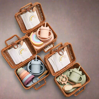 Vintage Style Baby Gift Box. 7Pcs - RYAN AND REMI