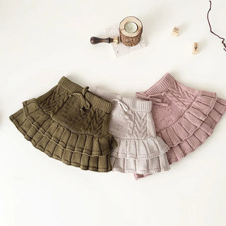 Knitted Pleated Shorts - RYAN AND REMI
