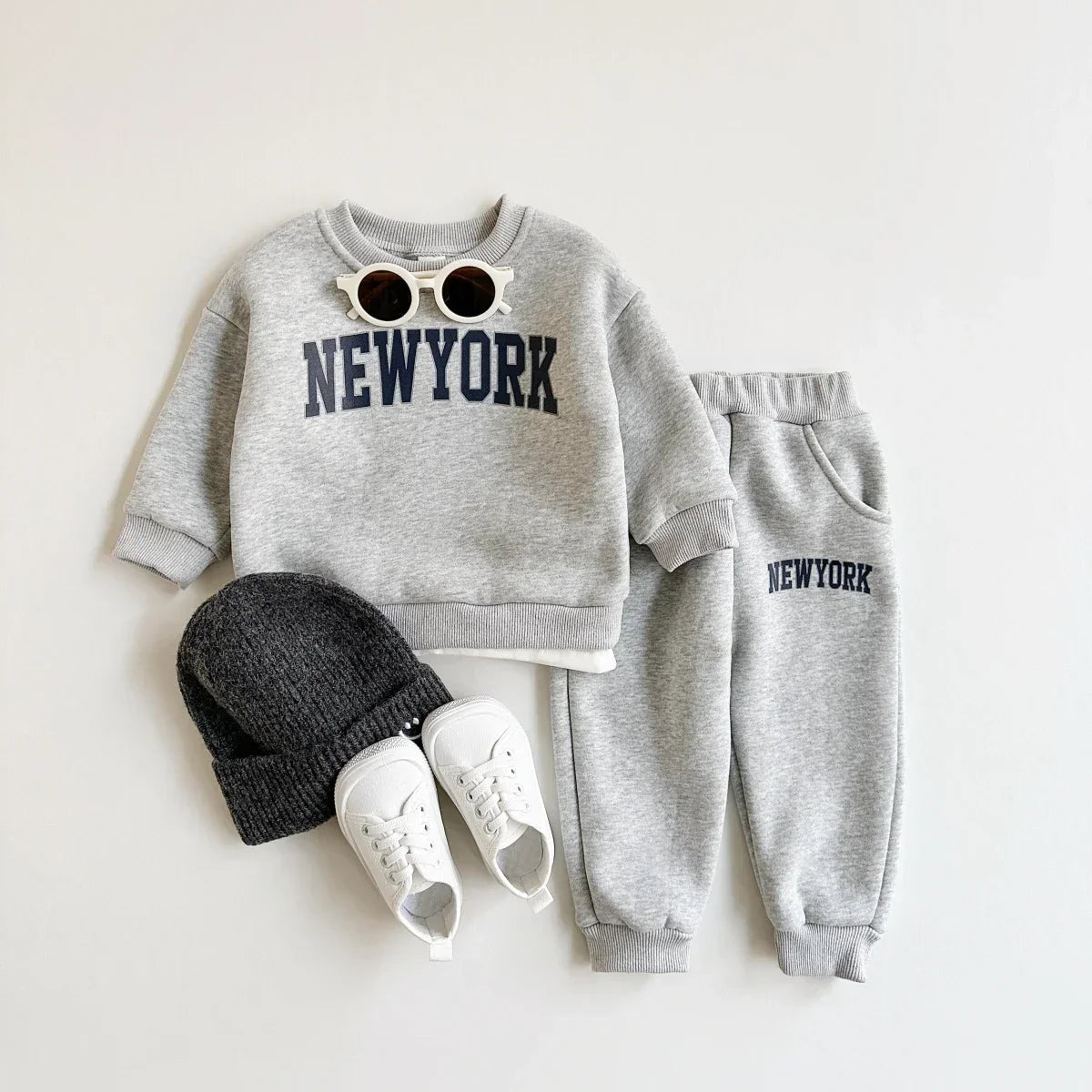 New York Print Jogger Set Navy Blue / 4T New York Print Jogger Set Navy Blue / 4T