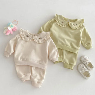 Embroidered Collar Jogger Det