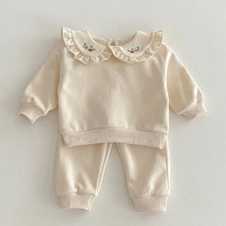 Embroidered Collar Jogger Det